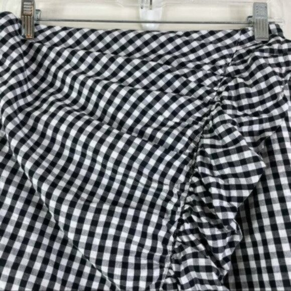 Lulu's Collegiate Gingham Ruffle Mini Skirt - Picture 2 of 6